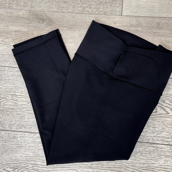 NWOT lululemon Align High-Rise Crop 21" Sz 8 - Picture 7 of 13